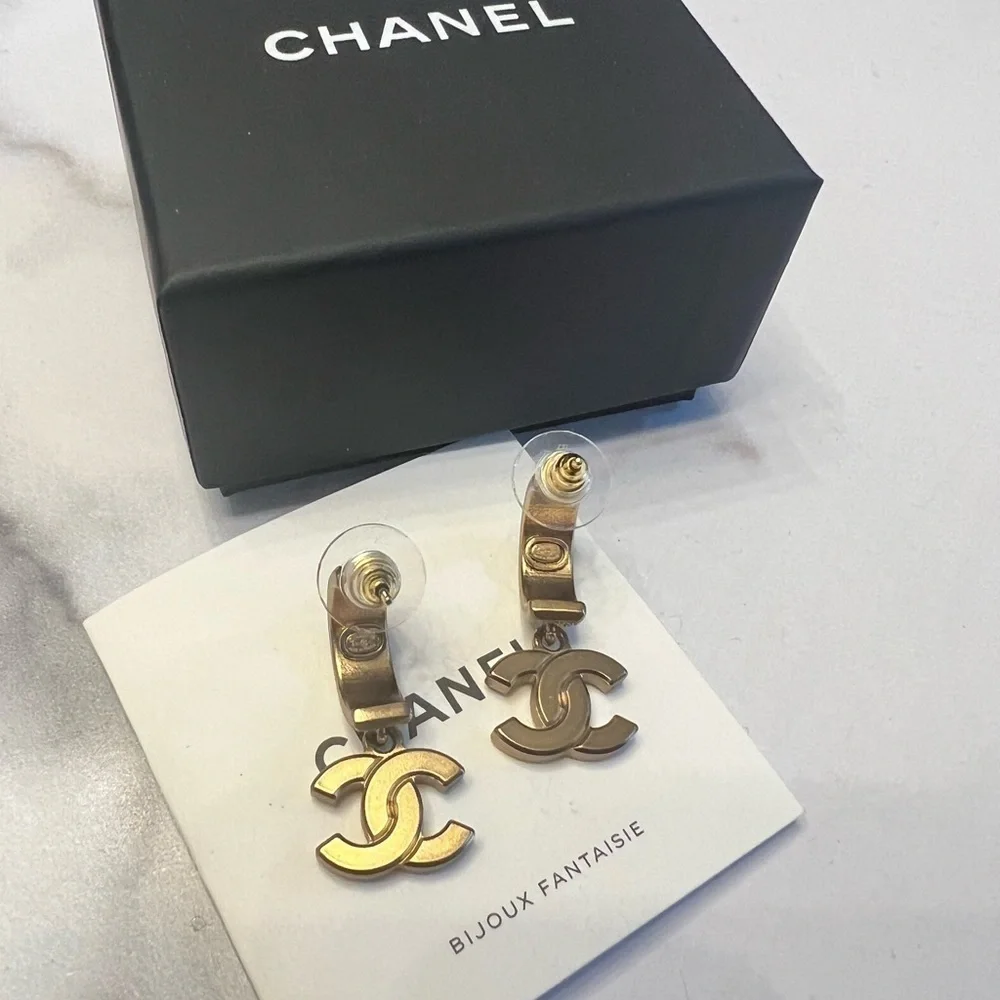 CHANEL Gold and Pearl Crystal CC Drop Earrings